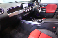 メルセデスベンツ GLB GLB200d 4MATIC AMGﾗｲﾝ AMGﾚｻﾞｰｴｸｽｸﾙｰｼﾌﾞ&ｱﾄﾞﾊﾞﾝｽﾄﾞP ﾚｰﾀﾞｰSP　ﾂｰﾄﾝﾚｻﾞｰ(赤/黒) ﾊﾟﾉﾗﾏｻﾝﾙｰﾌ 10.25ｲﾝﾁﾜｲﾄﾞﾅﾋﾞ&ｺｸﾋﾟｯﾄﾃﾞｨｽﾌﾟﾚｲ ｱﾄﾞﾊﾞﾝｽﾄﾞｻｳﾝﾄﾞ ﾏﾙﾁﾋﾞｰﾑLED ﾏﾙﾁｶﾗｰｱﾝﾋﾞｴﾝﾄﾗｲﾄ(64色) AMGｴｱﾛ　2年保証