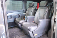 メルセデスベンツ Vクラス V260 ｱﾊﾞﾝｷﾞｬﾙﾄﾞ ﾛﾝｸﾞ AMGﾗｲﾝ ｴｸｽｸﾙｰｼﾌﾞｼｰﾄP ﾚｰﾀﾞｰSP　105台限定 黒革 ﾊﾟﾉﾗﾏｻﾝﾙｰﾌ 8.4ｲﾝﾁﾜｲﾄﾞﾅﾋﾞ Burmesterｻｳﾝﾄﾞ Carrozeriaﾘｱﾓﾆﾀｰ 2列目ｴｸｽｸﾙｰｼﾌﾞｼｰﾄ ｼｰﾄﾋｰﾀｰ ﾍﾞﾝﾁﾚｰﾀｰ ﾏｯｻｰｼﾞ 冷蔵庫付ｾﾝﾀｰｺﾝｿｰﾙ　2年保証