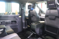 メルセデスベンツ Vクラス V260 ｱﾊﾞﾝｷﾞｬﾙﾄﾞ ﾛﾝｸﾞ AMGﾗｲﾝ ｴｸｽｸﾙｰｼﾌﾞｼｰﾄP ﾚｰﾀﾞｰSP　105台限定 黒革 ﾊﾟﾉﾗﾏｻﾝﾙｰﾌ 8.4ｲﾝﾁﾜｲﾄﾞﾅﾋﾞ Burmesterｻｳﾝﾄﾞ Carrozeriaﾘｱﾓﾆﾀｰ 2列目ｴｸｽｸﾙｰｼﾌﾞｼｰﾄ ｼｰﾄﾋｰﾀｰ ﾍﾞﾝﾁﾚｰﾀｰ ﾏｯｻｰｼﾞ 冷蔵庫付ｾﾝﾀｰｺﾝｿｰﾙ　2年保証