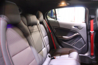 AMG GLA GLA45 4MATIC ﾚｰﾀﾞｰSP　後期ﾓﾃﾞﾙ 本革ｼｰﾄ(ﾌﾞﾗｯｸ) ﾊﾟﾉﾗﾏｻﾝﾙｰﾌ 8ｲﾝﾁﾜｲﾄﾞﾅﾋﾞ CarPlay LEDﾍｯﾄﾞﾗｲﾄ ｱｸﾃｨﾌﾞｸﾙｺﾝ 自動ﾘｱｹﾞｰﾄ AMGﾃﾞｻﾞｲﾝｲﾝﾃﾘｱﾄﾘﾑ 専用ｴｸｽﾃﾘｱ&19ｲﾝﾁｱﾙﾐ　2年保証