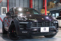 ポルシェ マカン GTS ｽﾎﾟｰﾂｸﾛﾉP　PASM ﾂｰﾄﾝﾚｻﾞｰｲﾝﾃﾘｱ（赤/黒） ﾊﾟﾉﾗﾏｻﾝﾙｰﾌ PCMﾅﾋﾞ CarPlay BOSEｻｳﾝﾄﾞ PDLS+LEDﾍｯﾄﾞﾗｲﾄ ｽﾎﾟｰﾂｴｸﾞｿﾞｰｽﾄ 360ｶﾒﾗ ｱｸﾃｨﾌﾞｸﾙｺﾝ ﾚｰﾝｷｰﾌﾟｱｼｽﾄ ﾚｰﾝﾁｪﾝｼﾞ 20ｲﾝﾁRSｽﾊﾟｲﾀﾞｰｱﾙﾐ　2年保証