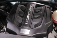 ポルシェ マカン GTS ｽﾎﾟｰﾂｸﾛﾉP　PASM ﾂｰﾄﾝﾚｻﾞｰｲﾝﾃﾘｱ（赤/黒） ﾊﾟﾉﾗﾏｻﾝﾙｰﾌ PCMﾅﾋﾞ CarPlay BOSEｻｳﾝﾄﾞ PDLS+LEDﾍｯﾄﾞﾗｲﾄ ｽﾎﾟｰﾂｴｸﾞｿﾞｰｽﾄ 360ｶﾒﾗ ｱｸﾃｨﾌﾞｸﾙｺﾝ ﾚｰﾝｷｰﾌﾟｱｼｽﾄ ﾚｰﾝﾁｪﾝｼﾞ 20ｲﾝﾁRSｽﾊﾟｲﾀﾞｰｱﾙﾐ　2年保証