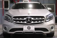メルセデスベンツ GLA GLA180 ﾚｰﾀﾞｰSP　後期ﾓﾃﾞﾙ ﾌﾞﾗｯｸﾚｻﾞｰﾂｲﾝｼｰﾄ 8ｲﾝﾁﾜｲﾄﾞﾅﾋﾞ CarPlay LEDﾍｯﾄﾞﾗｲﾄ ｱｸﾃｨﾌﾞｸﾙｺﾝ ﾚｰﾝｷｰﾌﾟ ﾌﾞﾗｲﾝﾄﾞｽﾎﾟｯﾄ ｼｰﾄﾋｰﾀｰ ﾊﾞｯｸｶﾒﾗ 自動ﾘｱｹﾞｰﾄ 純正17ｲﾝﾁｱﾙﾐ　2年保証