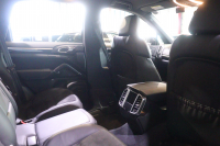 ポルシェ カイエン ﾌﾟﾗﾁﾅｴﾃﾞｨｼｮﾝ　MY17 特別仕様車 後期ﾓﾃﾞﾙ ｱﾙｶﾝﾀｰﾗｺﾝﾋﾞｼｰﾄ(ﾌﾞﾗｯｸ) PCMﾅﾋﾞ BOSEｻｳﾝﾄﾞ CarPlay ﾌﾙｾｸﾞTV ﾎﾞﾃﾞｨ同色ﾜｲﾄﾞﾎｲｰﾙｱｰﾁ ﾊｲｸﾞﾛｽｴｸｽﾃﾘｱ 20ｲﾝﾁRSｽﾊﾟｲﾀﾞｰｱﾙﾐ　2年保証