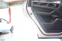 ポルシェ カイエン MY19 本革ｼｰﾄ(ﾌﾞﾗｯｸ) ﾒﾓﾘｰ機能付き電動ｼｰﾄ ｼｰﾄﾋｰﾀｰ ﾊﾟﾉﾗﾏｻﾝﾙｰﾌ PCMﾅﾋﾞ CarPlay LEDﾍｯﾄﾞﾗｲﾄ ｱｸﾃｨﾌﾞｸﾙｺﾝ ﾚｰﾝﾁｪﾝｼﾞ&ﾚｰﾝｷｰﾌﾟｱｼｽﾄ 21ｲﾝﾁｶｲｴﾝｴｸｽｸﾙｰｼﾌﾞﾃﾞｻﾞｲﾝｱﾙﾐ　2年保証