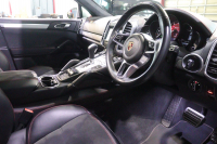 ポルシェ カイエン GTS GTSｲﾝﾃﾘｱPKG　後期ﾓﾃﾞﾙ PASM 専用ｱﾙｶﾝﾀｰﾗｺﾝﾋﾞﾚｻﾞｰｼｰﾄ ｻﾝﾙｰﾌ 8way電動ｼｰﾄ 純正ﾅﾋﾞ ﾌﾙｾｸﾞTV ｷｾﾉﾝ ｼｰﾄﾋｰﾀｰ ｱﾙｶﾝﾀｰﾗﾙｰﾌﾗｲﾅｰ 専用ｴｸｽﾃﾘｱ 20ｲﾝﾁRSｽﾊﾟｲﾀﾞｰｱﾙﾐ 有償色　2年保証