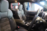 ポルシェ カイエン ﾌﾟﾗﾁﾅｴﾃﾞｨｼｮﾝ　特別仕様車 後期ﾓﾃﾞﾙ PASM ｱﾙｶﾝﾀｰﾗｺﾝﾋﾞｼｰﾄ(ｱｹﾞｰﾄｸﾞﾚｰ) ｻﾝﾙｰﾌ PCMﾅﾋﾞ BOSEｻｳﾝﾄﾞ CarPlay ｱｸﾃｨﾌﾞｸﾙｺﾝ ｴﾝﾄﾘｰﾄﾞﾗｲﾌﾞ PDLS付ｷｾﾉﾝﾍｯﾄﾞﾗｲﾄ ｽﾎﾟｰﾂﾃｰﾙﾊﾟｲﾌﾟ 21ｲﾝﾁｶｲｴﾝｸﾗｯｼｯｸｱﾙﾐ　2年保証