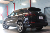 ポルシェ カイエン ﾌﾟﾗﾁﾅｴﾃﾞｨｼｮﾝ　特別仕様車 後期ﾓﾃﾞﾙ PASM ｱﾙｶﾝﾀｰﾗｺﾝﾋﾞｼｰﾄ(ｱｹﾞｰﾄｸﾞﾚｰ) ｻﾝﾙｰﾌ PCMﾅﾋﾞ BOSEｻｳﾝﾄﾞ CarPlay ｱｸﾃｨﾌﾞｸﾙｺﾝ ｴﾝﾄﾘｰﾄﾞﾗｲﾌﾞ PDLS付ｷｾﾉﾝﾍｯﾄﾞﾗｲﾄ ｽﾎﾟｰﾂﾃｰﾙﾊﾟｲﾌﾟ 21ｲﾝﾁｶｲｴﾝｸﾗｯｼｯｸｱﾙﾐ　2年保証