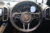 ポルシェ カイエン ﾌﾟﾗﾁﾅｴﾃﾞｨｼｮﾝ　特別仕様車 後期ﾓﾃﾞﾙ PASM ｱﾙｶﾝﾀｰﾗｺﾝﾋﾞｼｰﾄ(ｱｹﾞｰﾄｸﾞﾚｰ) ｻﾝﾙｰﾌ PCMﾅﾋﾞ BOSEｻｳﾝﾄﾞ CarPlay ｱｸﾃｨﾌﾞｸﾙｺﾝ ｴﾝﾄﾘｰﾄﾞﾗｲﾌﾞ PDLS付ｷｾﾉﾝﾍｯﾄﾞﾗｲﾄ ｽﾎﾟｰﾂﾃｰﾙﾊﾟｲﾌﾟ 21ｲﾝﾁｶｲｴﾝｸﾗｯｼｯｸｱﾙﾐ　2年保証