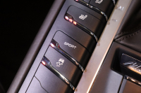 ポルシェ マカン S　ｴﾝﾄﾘｰﾄﾞﾗｲﾌﾞ ﾚｻﾞｰｲﾝﾃﾘｱ(ｻﾄﾞﾙﾌﾞﾗｳﾝ) PCMﾅﾋﾞ CarPlay 前後席ｼｰﾄﾋｰﾀｰ 14wayﾊﾟﾜｰｼｰﾄ ｷｾﾉﾝﾗｲﾄ 自動ﾘｱｹﾞｰﾄ ﾚｰﾝﾃﾞｨﾊﾟｰﾁｬｳｫｰﾆﾝｸﾞ 18ｲﾝﾁﾏｶﾝSﾎｲｰﾙ　2年保証