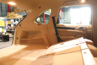 ポルシェ カイエン ﾌﾟﾗﾁﾅｴﾃﾞｨｼｮﾝ　特別仕様車 後期ﾓﾃﾞﾙ MY17 ｱﾙｶﾝﾀｰﾗｺﾝﾋﾞｼｰﾄ(ﾙｸｿｰﾙﾍﾞｰｼﾞｭ) PCMﾅﾋﾞ BOSEｻｳﾝﾄﾞ CarPlay PDLS付ｷｾﾉﾝﾍｯﾄﾞﾗｲﾄ ﾎﾞﾃﾞｨ同色ｴｸｽﾃﾘｱ 19ｲﾝﾁｶｲｴﾝﾀｰﾎﾞｱﾙﾐ 有償色　2年保証