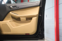 ポルシェ マカン ﾂｰﾄｰﾝﾚｻﾞｰｲﾝﾃﾘｱ(ﾍﾞｰｼﾞｭ/ﾌﾞﾗｯｸ) ﾍﾞｰｼﾞｭﾚｻﾞｰｼｰﾄ ｼｰﾄﾋｰﾀｰ PCMﾅﾋﾞ Bluetooth ﾊﾞｯｸ/ｻｲﾄﾞｶﾒﾗ 8way電動ｼｰﾄ ﾚｰﾝﾃﾞｨﾊﾟｰﾁｬｳｫｰﾆﾝｸﾞ ｷｾﾉﾝﾍｯﾄﾞﾗｲﾄ 19ｲﾝﾁﾏｶﾝﾀｰﾎﾞAW　2年保証