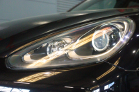 ポルシェ カイエン ｽﾎﾟｰﾂｸﾛﾉP　MY16 後期 ﾂｰﾄﾝﾚｻﾞｰｲﾝﾃﾘｱ(ﾚｯﾄﾞ/ﾌﾞﾗｯｸ) 純正ﾅﾋﾞ ｴﾝﾄﾘｰﾄﾞﾗｲﾌﾞ ﾒﾓﾘｰ付き14way電動ｼｰﾄ ｼｰﾄﾋｰﾀｰ ｽﾎﾟｰﾂﾃｰﾙﾊﾟｲﾌﾟ SPORT PLUSﾓｰﾄﾞ 18ｲﾝﾁｶｲｴﾝAW　2年保証