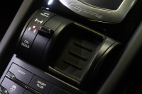 ポルシェ カイエン ｽﾎﾟｰﾂｸﾛﾉP　MY16 後期 ﾂｰﾄﾝﾚｻﾞｰｲﾝﾃﾘｱ(ﾚｯﾄﾞ/ﾌﾞﾗｯｸ) 純正ﾅﾋﾞ ｴﾝﾄﾘｰﾄﾞﾗｲﾌﾞ ﾒﾓﾘｰ付き14way電動ｼｰﾄ ｼｰﾄﾋｰﾀｰ ｽﾎﾟｰﾂﾃｰﾙﾊﾟｲﾌﾟ SPORT PLUSﾓｰﾄﾞ 18ｲﾝﾁｶｲｴﾝAW　2年保証