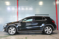 メルセデスベンツ GLA GLA220 4MATIC ﾌﾟﾚﾐｱﾑP ﾚｰﾀﾞｰSP　1ｵｰﾅｰ 後期ﾓﾃﾞﾙ 黒革 ﾊﾟﾉﾗﾏｻﾝﾙｰﾌ 8ｲﾝﾁﾜｲﾄﾞﾅﾋﾞ CarPlay harman/kardonｻｳﾝﾄﾞ LEDﾍｯﾄﾞﾗｲﾄ ｱｸﾃｨﾌﾞｸﾙｺﾝ 自動ﾘｱｹﾞｰﾄ 18ｲﾝﾁｱﾙﾐ　2年保証