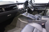 ポルシェ マカン ｽﾎﾟｰﾂｸﾛﾉP　後期ﾓﾃﾞﾙ PASM 黒本革 18way電動ｼｰﾄ PCMﾅﾋﾞ BOSEｻｳﾝﾄﾞ CarPlay ｱｸﾃｨﾌﾞｸﾙｺﾝ ﾚｰﾝｷｰﾌﾟ&ﾚｰﾝﾁｪﾝｼﾞｱｼｽﾄ PDLS付LEDﾍｯﾄﾞﾗｲﾄ ｴﾝﾄﾘｰﾄﾞﾗｲﾌﾞ ﾍﾞﾝﾁﾚｰﾀｰ ｼｰﾄﾋｰﾀｰ 360ｶﾒﾗ 　2年保証