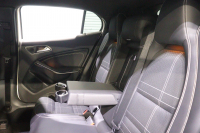 メルセデスベンツ GLA GLA250 4MATIC ﾍﾞｰｼｯｸPﾌﾟﾗｽ ﾚｰﾀﾞｰSP　ｷｰﾚｽｺﾞｰ ﾚｻﾞｰﾂｲﾝｼｰﾄ(ﾌﾞﾗｯｸ) 8ｲﾝﾁﾜｲﾄﾞﾅﾋﾞ CarPlay ﾌﾙｾｸﾞTV ｱｸﾃｨﾌﾞｸﾙｺﾝ ﾚｰﾝｷｰﾌﾟ ﾌﾞﾗｲﾝﾄﾞｽﾎﾟｯﾄｱｼｽﾄ ｱﾝﾋﾞｴﾝﾄﾗｲﾄ　2年保証