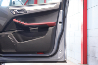 ポルシェ マカン SｼｭﾎﾟﾙﾄED ｽﾎﾟｰﾂｸﾛﾉP　MY20 後期ﾓﾃﾞﾙ ACC 黒×赤革 14way電動ｼｰﾄ ﾊﾟﾉﾗﾏｻﾝﾙｰﾌ PCMﾅﾋﾞ CarPlay ﾚｰﾝﾁｪﾝｼﾞｱｼｽﾄ LEDﾍｯﾄﾞﾗｲﾄ ｴﾝﾄﾘD ｼｰﾄﾋｰﾀｰ 360ｶﾒﾗ 21ｲﾝﾁAW 　2年保証付