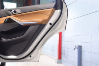 BMW X5 xDrive 35d Mｽﾎﾟｰﾂ ﾄﾞﾗｲﾋﾞﾝｸﾞﾀﾞｲﾅﾐｸｽP　ﾄﾞﾗｲﾋﾞﾝｸﾞｱｼｽﾄﾌﾟﾛ ｱﾀﾞﾌﾟﾃｨﾌﾞｴｱｻｽ ｲﾝﾃｸﾞﾚｲﾃｯﾄﾞｱｸﾃｨﾌﾞｽﾃｱ ｺﾆｬｯｸﾚｻﾞｰ ﾊﾟﾉﾗﾏｻﾝﾙｰﾌ 第7世代iDriveﾅﾋﾞ CarPlay ﾍｯﾄﾞｱｯﾌﾟD OP21ｲﾝﾁAW　2年保証