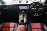 ポルシェ マカン 後期ﾓﾃﾞﾙ ｱｸﾃｨﾌﾞｸﾙｺﾝ ﾂｰﾄｰﾝﾚｻﾞｰｲﾝﾃﾘｱ(黒/赤) 10.9ｲﾝﾁPCMﾅﾋﾞ CarPlay ﾚｰﾝﾁｪﾝｼﾞｱｼｽﾄ LEDﾍｯﾄﾞﾗｲﾄ ｴﾝﾄﾘｰﾄﾞﾗｲﾌﾞ ｼｰﾄﾋｰﾀｰ 360ｶﾒﾗ 20ｲﾝﾁﾀｰﾎﾞAW 　2年保証付