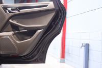 ポルシェ マカン S　MY17 ｴﾝﾄﾘｰﾄﾞﾗｲﾌﾞ 本革ｼｰﾄ(ｱｹﾞｰﾄｸﾞﾚｰ) PCMﾅﾋﾞ 14wayﾒﾓﾘｰ付電動ｼｰﾄ ﾚｰﾝﾃﾞｨﾊﾟｰﾁｬｳｫｰﾆﾝｸﾞ ｽﾎﾟｰﾂﾃｰﾙﾊﾟｲﾌﾟ ﾋﾟｱﾉﾌｨﾆｯｼｭﾌﾞﾗｯｸｲﾝﾃﾘｱ 18ｲﾝﾁﾏｶﾝSﾃﾞｻﾞｲﾝAW　2年保証