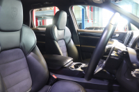 ポルシェ カイエン ﾌﾟﾗﾁﾅｴﾃﾞｨｼｮﾝ　特別仕様車 後期ﾓﾃﾞﾙ MY17 ｱﾙｶﾝﾀｰﾗｺﾝﾋﾞｼｰﾄ(ﾌﾞﾗｯｸ) PCMﾅﾋﾞ BOSEｻｳﾝﾄﾞ CarPlay PDLS付ｷｾﾉﾝﾍｯﾄﾞﾗｲﾄ ﾊｲｸﾞﾛｽﾌﾞﾗｯｸｲﾝﾃﾘｱ 19ｲﾝﾁｶｲｴﾝﾀｰﾎﾞｱﾙﾐ　2年保証