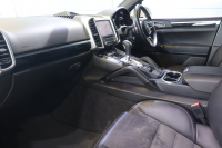 ポルシェ カイエン ﾌﾟﾗﾁﾅｴﾃﾞｨｼｮﾝ　特別仕様車 後期ﾓﾃﾞﾙ MY17 ｱﾙｶﾝﾀｰﾗｺﾝﾋﾞｼｰﾄ(ﾌﾞﾗｯｸ) PCMﾅﾋﾞ BOSEｻｳﾝﾄﾞ CarPlay PDLS付ｷｾﾉﾝﾍｯﾄﾞﾗｲﾄ ﾊｲｸﾞﾛｽﾌﾞﾗｯｸｲﾝﾃﾘｱ 19ｲﾝﾁｶｲｴﾝﾀｰﾎﾞｱﾙﾐ　2年保証