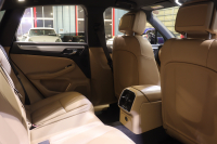 ポルシェ マカン ｽﾎﾟｰﾂｸﾛﾉP　後期ﾓﾃﾞﾙ PASM ｱｸﾃｨﾌﾞｸﾙｺﾝ ﾂｰﾄｰﾝﾚｻﾞｰｲﾝﾃﾘｱ(黒/ﾍﾞｰｼﾞｭ) 10.9ｲﾝﾁPCMﾅﾋﾞ CarPlay 14way電動ｼｰﾄ ﾚｰﾝﾁｪﾝｼﾞｱｼｽﾄ LEDﾍｯﾄﾞﾗｲﾄ ｴﾝﾄﾘｰﾄﾞﾗｲﾌﾞ ｼｰﾄﾋｰﾀｰ 360ｶﾒﾗ 18ｲﾝﾁﾏｶﾝSﾃﾞｻﾞｲﾝAW　2年保証