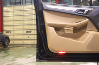 ポルシェ マカン ｽﾎﾟｰﾂｸﾛﾉP　後期ﾓﾃﾞﾙ PASM ｱｸﾃｨﾌﾞｸﾙｺﾝ ﾂｰﾄｰﾝﾚｻﾞｰｲﾝﾃﾘｱ(黒/ﾍﾞｰｼﾞｭ) 10.9ｲﾝﾁPCMﾅﾋﾞ CarPlay 14way電動ｼｰﾄ ﾚｰﾝﾁｪﾝｼﾞｱｼｽﾄ LEDﾍｯﾄﾞﾗｲﾄ ｴﾝﾄﾘｰﾄﾞﾗｲﾌﾞ ｼｰﾄﾋｰﾀｰ 360ｶﾒﾗ 18ｲﾝﾁﾏｶﾝSﾃﾞｻﾞｲﾝAW　2年保証