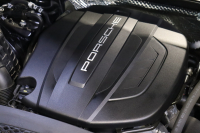 ポルシェ マカン ｽﾎﾟｰﾂｸﾛﾉP　後期ﾓﾃﾞﾙ PASM ｱｸﾃｨﾌﾞｸﾙｺﾝ ﾂｰﾄｰﾝﾚｻﾞｰｲﾝﾃﾘｱ(黒/ﾍﾞｰｼﾞｭ) 10.9ｲﾝﾁPCMﾅﾋﾞ CarPlay 14way電動ｼｰﾄ ﾚｰﾝﾁｪﾝｼﾞｱｼｽﾄ LEDﾍｯﾄﾞﾗｲﾄ ｴﾝﾄﾘｰﾄﾞﾗｲﾌﾞ ｼｰﾄﾋｰﾀｰ 360ｶﾒﾗ 18ｲﾝﾁﾏｶﾝSﾃﾞｻﾞｲﾝAW　2年保証