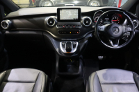 メルセデスベンツ Vクラス V220d ｽﾎﾟｰﾂ ﾚｻﾞｰP ﾚｰﾀﾞｰSP　1ｵｰﾅｰ 黒本革 8.4ｲﾝﾁﾜｲﾄﾞﾃﾞｨｽﾌﾟﾚｲ ALPINEﾌﾘｯﾌﾟﾀﾞｳﾝﾓﾆﾀｰ 360ｶﾒﾗ ｱｸﾃｨﾌﾞｸﾙｺﾝ ﾚｰﾝｷｰﾌﾟ ﾌﾞﾗｲﾝﾄﾞｽﾎﾟｯﾄ AMGｴｱﾛ　2年保証