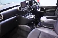 メルセデスベンツ Vクラス V220d ｽﾎﾟｰﾂ ﾚｻﾞｰP ﾚｰﾀﾞｰSP　1ｵｰﾅｰ 黒本革 8.4ｲﾝﾁﾜｲﾄﾞﾃﾞｨｽﾌﾟﾚｲ ALPINEﾌﾘｯﾌﾟﾀﾞｳﾝﾓﾆﾀｰ 360ｶﾒﾗ ｱｸﾃｨﾌﾞｸﾙｺﾝ ﾚｰﾝｷｰﾌﾟ ﾌﾞﾗｲﾝﾄﾞｽﾎﾟｯﾄ AMGｴｱﾛ　2年保証