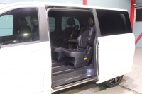 メルセデスベンツ Vクラス V220d ｽﾎﾟｰﾂ ﾚｻﾞｰP ﾚｰﾀﾞｰSP　1ｵｰﾅｰ 黒本革 8.4ｲﾝﾁﾜｲﾄﾞﾃﾞｨｽﾌﾟﾚｲ ALPINEﾌﾘｯﾌﾟﾀﾞｳﾝﾓﾆﾀｰ 360ｶﾒﾗ ｱｸﾃｨﾌﾞｸﾙｺﾝ ﾚｰﾝｷｰﾌﾟ ﾌﾞﾗｲﾝﾄﾞｽﾎﾟｯﾄ AMGｴｱﾛ　2年保証