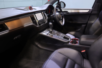 ポルシェ マカン GTS ｽﾎﾟｰﾂｸﾛﾉP　1ｵｰﾅｰ PASM ｴﾝﾄﾘｰﾄﾞﾗｲﾌﾞ 黒本革 ﾊﾟﾉﾗﾏｻﾝﾙｰﾌ PCMﾅﾋﾞ ｽﾎﾟｰﾂｴｸﾞｿﾞｰｽﾄ ﾚｰﾝﾃﾞｨﾊﾟｰﾁｬｳｫｰﾆﾝｸﾞ ｽﾎﾟｰﾂ+ﾓｰﾄﾞ ｸﾛﾉﾒｰﾀｰ ﾊｰﾏﾝﾌﾛﾝﾄｽﾎﾟｲﾗｰ 21ｲﾝﾁ911ﾀｰﾎﾞAW 　2年保証