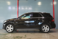 メルセデスベンツ Mクラス ML350 BlueTEC 4MATIC AMGｴｸｽｸﾙｰｼﾌﾞP ﾚｰﾀﾞｰSP　ｷｰﾚｽｺﾞｰ 黒ﾅｯﾊﾟﾚｻﾞｰ ﾊﾟﾉﾗﾏｻﾝﾙｰﾌ 7ｲﾝﾁﾜｲﾄﾞﾅﾋﾞ ｱｸﾃｨﾌﾞｸﾙｺﾝ ﾚｰﾝｷｰﾌﾟ 360ｶﾒﾗ AMGｴｱﾛ&20ｲﾝﾁAW 　2年保証