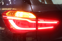 BMW X1 xDrive 18d Xﾗｲﾝ ﾊｲﾗｲﾝ&ｺﾝﾌｫｰﾄP ｱﾄﾞﾊﾞﾝｽﾄﾞｱｸﾃｨﾌﾞSP　中期 ﾀﾞｺﾀﾚｻﾞｰ(ﾓｶ) 第6世代iDriveﾅﾋ ｱｸﾃｨﾌﾞｸﾙｺﾝ ﾍｯﾄﾞｱｯﾌﾟﾃﾞｨｽﾌﾟﾚｲ ｽﾗｲﾃﾞｨﾝｸﾞﾘﾔｼｰﾄ LEDﾍｯﾄﾞﾗｲﾄ 専用ｴｸｽﾃﾘｱ&OP19ｲﾝﾁｱﾙﾐ　2年保証