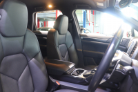 ポルシェ カイエン S　後期ﾓﾃﾞﾙ 黒本革 PCMﾅﾋﾞ ｱｸﾃｨﾌﾞｸﾙｺﾝ ﾚｰﾝﾁｪﾝｼﾞｱｼｽﾄ 360ｶﾒﾗ ｼｰﾄﾋｰﾀｰ 電動ｼｰﾄ ｽﾎﾟｰﾂﾃｰﾙﾊﾟｲﾌﾟ ｷｾﾉﾝﾍｯﾄﾞﾗｲﾄ 18ｲﾝﾁｶｲｴﾝSｱﾙﾐ　2年保証