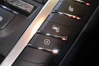 ポルシェ マカン MY20 後期ﾓﾃﾞﾙ 黒本革 ﾊﾟﾉﾗﾏｻﾝﾙｰﾌ PCMﾅﾋﾞ BOSEｻｳﾝﾄﾞ CarPlay ｱｸﾃｨﾌﾞｸﾙｺﾝ ﾚｰﾝﾁｪﾝｼﾞ&ﾚｰﾝｷｰﾌﾟｱｼｽﾄ PDLS付きLEDﾍｯﾄﾞﾗｲﾄ ｴﾝﾄﾘｰﾄﾞﾗｲﾌﾞ 有償色　2年保証