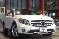 メルセデスベンツ GLA GLA220 4MATIC ﾚｻﾞｰｴｸｽｸﾙｰｼﾌﾞ&ﾌﾟﾚﾐｱﾑP ﾚｰﾀﾞｰSP　後期ﾓﾃﾞﾙ 黒本革 ﾊﾟﾉﾗﾏｻﾝﾙｰﾌ 8ｲﾝﾁﾜｲﾄﾞﾅﾋﾞ CarPlay harman/kardonｻｳﾝﾄﾞ LEDﾍｯﾄﾞﾗｲﾄ ｱｸﾃｨﾌﾞｸﾙｺﾝ 自動ﾘｱｹﾞｰﾄ 18ｲﾝﾁｱﾙﾐ　2年保証