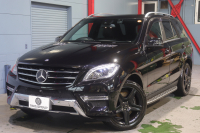 メルセデスベンツ Mクラス ML350 4MATIC AMGｽﾎﾟｰﾂP ﾚｰﾀﾞｰSP　ｷｰﾚｽｺﾞｰ 黒ﾅｯﾊﾟﾚｻﾞｰ 7ｲﾝﾁﾜｲﾄﾞﾅﾋﾞ ｱｸﾃｨﾌﾞｸﾙｺﾝ ﾚｰﾝｷｰﾌﾟ 360ｶﾒﾗ 前後ﾋｰﾀｰ ｷｰﾚｽｺﾞｰ AMGｴｱﾛ&20ｲﾝﾁAW　2年保証
