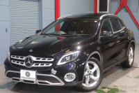 メルセデスベンツ GLA GLA220 4MATIC ﾌﾟﾚﾐｱﾑP ﾚｰﾀﾞｰSP　後期ﾓﾃﾞﾙ 黒革 ﾊﾟﾉﾗﾏｻﾝﾙｰﾌ 8ｲﾝﾁﾜｲﾄﾞﾅﾋﾞ CarPlay harman/kardonｻｳﾝﾄﾞ LEDﾍｯﾄﾞﾗｲﾄ ｱｸﾃｨﾌﾞｸﾙｺﾝ 自動ﾘｱｹﾞｰﾄ 18ｲﾝﾁｱﾙﾐ　2年保証