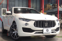 マセラティ レヴァンテ S　ﾚｯﾄﾞﾚｻﾞｰｼｰﾄ ｼｰﾄﾋｰﾀｰ ﾍﾞﾝﾁﾚｰｼｮﾝ ﾊﾟﾉﾗﾏｻﾝﾙｰﾌ MTCﾅﾋﾞ CarPlay ﾌﾙｾｸﾞTV ﾌﾟｯｼｭｽﾀｰﾄ ｱｸﾃｨﾌﾞｸﾙｺﾝ ﾚｰﾝｾﾝｽ  ﾌﾞﾗｲﾝﾄﾞｽﾎﾟｯﾄﾓﾆﾀｰ 360ｶﾒﾗ 自動ﾘｱｹﾞｰﾄ 21ｲﾝﾁｱﾝﾃｰｵAW　2年保証