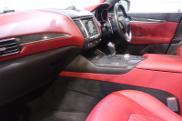マセラティ レヴァンテ S　ﾚｯﾄﾞﾚｻﾞｰｼｰﾄ ｼｰﾄﾋｰﾀｰ ﾍﾞﾝﾁﾚｰｼｮﾝ ﾊﾟﾉﾗﾏｻﾝﾙｰﾌ MTCﾅﾋﾞ CarPlay ﾌﾙｾｸﾞTV ﾌﾟｯｼｭｽﾀｰﾄ ｱｸﾃｨﾌﾞｸﾙｺﾝ ﾚｰﾝｾﾝｽ  ﾌﾞﾗｲﾝﾄﾞｽﾎﾟｯﾄﾓﾆﾀｰ 360ｶﾒﾗ 自動ﾘｱｹﾞｰﾄ 21ｲﾝﾁｱﾝﾃｰｵAW　2年保証