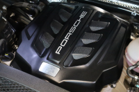 ポルシェ マカン GTS ｽﾎﾟｰﾂｸﾛﾉ&ﾊｲｸﾞﾛｽﾌﾞﾗｯｸｲﾝﾃﾘｱPKG　14Way黒革 ｼｰﾄﾋｰﾀｰ ﾊﾟﾉﾗﾏｻﾝﾙｰﾌ PCMﾅﾋﾞTV Carplay ｽﾎﾟｰﾂｴｸﾞｿﾞｰｽﾄ PDLS＋LEDﾍｯﾄﾞﾗｲﾄ RSｽﾊﾟｲﾀﾞｰ20AW　2年保証付
