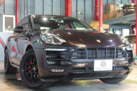 ポルシェ マカン GTS ｽﾎﾟｰﾂｸﾛﾉ&ﾊｲｸﾞﾛｽﾌﾞﾗｯｸｲﾝﾃﾘｱPKG　14Way黒革 ｼｰﾄﾋｰﾀｰ ﾊﾟﾉﾗﾏｻﾝﾙｰﾌ PCMﾅﾋﾞTV Carplay ｽﾎﾟｰﾂｴｸﾞｿﾞｰｽﾄ PDLS＋LEDﾍｯﾄﾞﾗｲﾄ RSｽﾊﾟｲﾀﾞｰ20AW　2年保証付