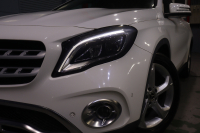 メルセデスベンツ GLA GLA220 4MATIC ﾌﾟﾚﾐｱﾑ&ﾚｰﾀﾞｰPKG　後期ﾓﾃﾞﾙ ACC 黒革 ﾊﾟﾉﾗﾏｻﾝﾙｰﾌ 8ｲﾝﾁﾜｲﾄﾞﾅﾋﾞ CarPlay harman/kardonｻｳﾝﾄﾞ LEDﾍｯﾄﾞﾗｲﾄ 自動ﾘｱｹﾞｰﾄ 18ｲﾝﾁAW　2年保証付
