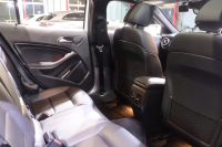 メルセデスベンツ GLA GLA220 4MATIC ﾌﾟﾚﾐｱﾑ&ﾚｰﾀﾞｰPKG　後期ﾓﾃﾞﾙ ACC 黒革 ﾊﾟﾉﾗﾏｻﾝﾙｰﾌ 8ｲﾝﾁﾜｲﾄﾞﾅﾋﾞ CarPlay harman/kardonｻｳﾝﾄﾞ LEDﾍｯﾄﾞﾗｲﾄ 自動ﾘｱｹﾞｰﾄ 18ｲﾝﾁAW　2年保証付