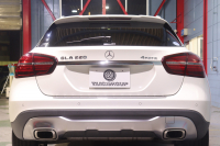 メルセデスベンツ GLA GLA220 4MATIC ﾌﾟﾚﾐｱﾑ&ﾚｰﾀﾞｰPKG　後期ﾓﾃﾞﾙ ACC 黒革 ﾊﾟﾉﾗﾏｻﾝﾙｰﾌ 8ｲﾝﾁﾜｲﾄﾞﾅﾋﾞ CarPlay harman/kardonｻｳﾝﾄﾞ LEDﾍｯﾄﾞﾗｲﾄ 自動ﾘｱｹﾞｰﾄ 18ｲﾝﾁAW　2年保証付