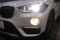 BMW X1 X1 xDrive 18d Xﾗｲﾝ ﾊｲﾗｲﾝ&ｺﾝﾌｫｰﾄP　ﾄﾞﾗｲﾋﾞﾝｸﾞｱｼｽﾄﾌﾟﾗｽ ﾓｶﾚｻﾞｰ 純正ﾅﾋﾞ ﾍｯﾄﾞｱｯﾌﾟﾃﾞｨｽﾌﾟﾚｲ ｱｸﾃｨﾌﾞｸﾙｺﾝ LEDﾍｯﾄﾞﾗｲﾄ ｱﾝﾋﾞｴﾝﾄﾗｲﾄ 専用ｴｸｽﾃﾘｱ ｳｯﾄﾞｲﾝﾃﾘｱﾄﾘﾑ OP19ｲﾝﾁAW 有償色　2年保証