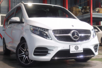 メルセデスベンツ Vクラス V220d AVG ﾛﾝｸﾞ AMGﾗｲﾝ ｴｸｽｸﾙｰｼﾌﾞｼｰﾄPKG　9速AT 黒革 ﾍﾞﾝﾁﾚｰﾀｰ ｵｯﾄﾏﾝ ﾊﾟﾉﾗﾏSR 10.25ｲﾝﾁﾜｲﾄﾞﾅﾋﾞTV 360ｶﾒﾗ ﾌﾞﾙﾒｽﾀｰ 自動Rｹﾞｰﾄ ﾃﾞｼﾞﾀﾙｲﾝﾅｰﾐﾗｰ AMGｴｱﾛ&19ｲﾝﾁAW　2年保証